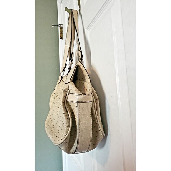 Guess Tamora Creme Satchel Purse pebble Texture Handbag With Hanging G Logo - Picture 4 of 11